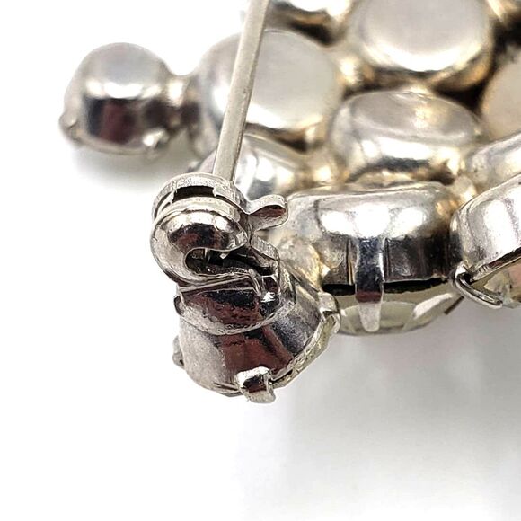 Prong Set Rhinestone Cluster Dome Silver Tone Brooch Pin Vtg Mid Century Glam - Picture 10 of 10